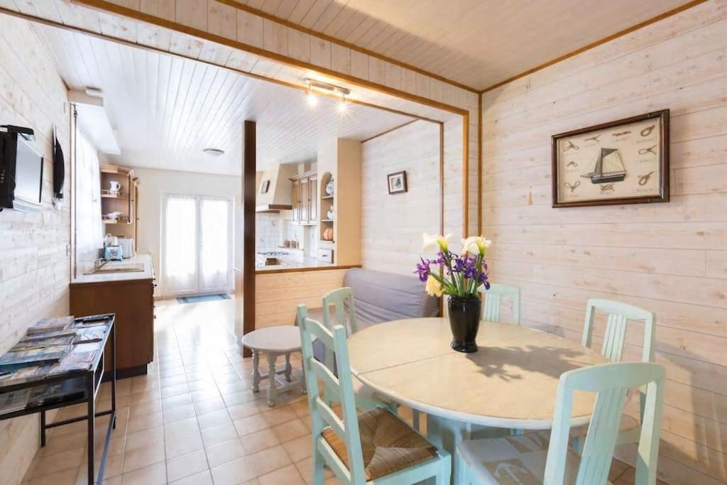 St Malo Maison Avec Jardin Proche Gare Plage Intramuros Chien Admis Parking Gratuit Saint-Malo Extérieur photo